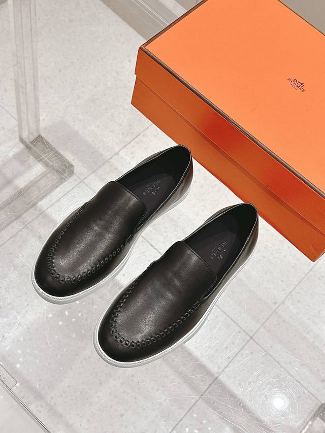 Top version: Women's and Men's Hermes Julian series couple's loafers casual spor