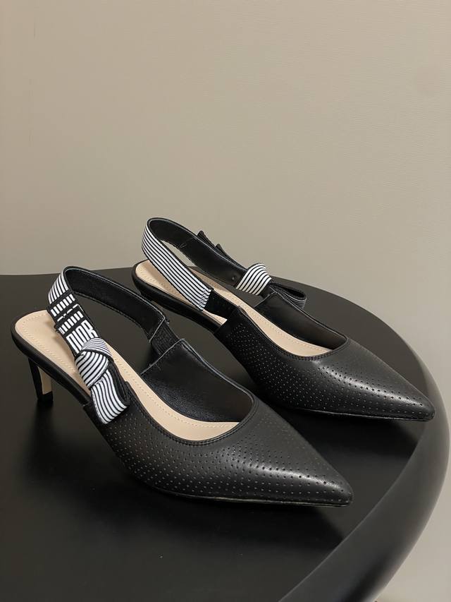 25Ss Early Spring New Dior D-Toujours Slingback Sandals with Perforated Pointed