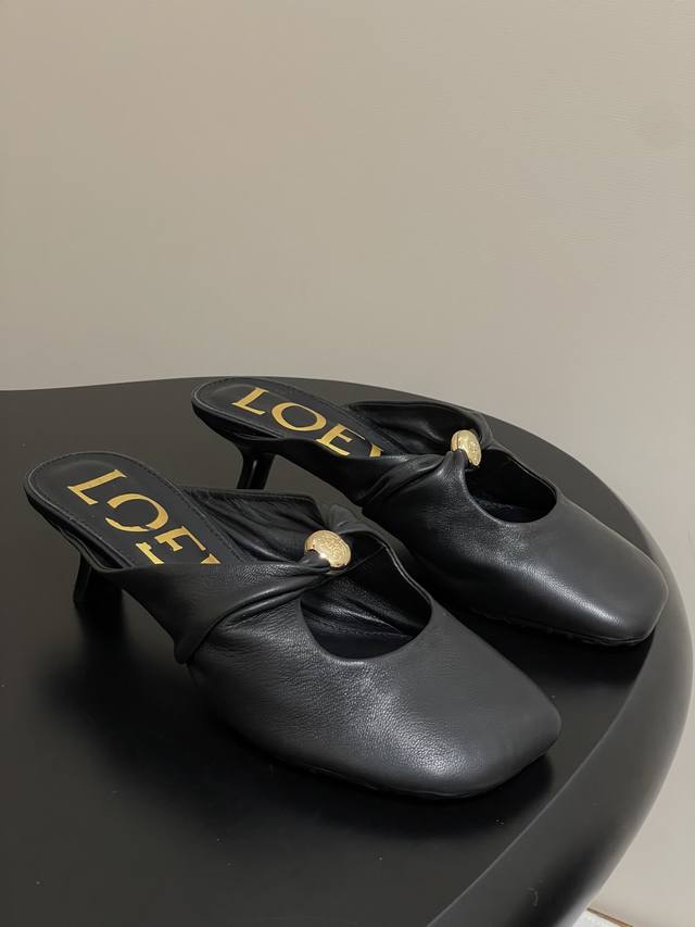 Top quality Loewe 25Ss early fall new super soft and fluffy ballet flats, small