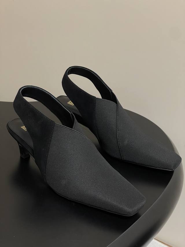 Toteme 25Ss Retro Square Toe Kitten Heel Sandals Minimalist Style Closed Toe Hig