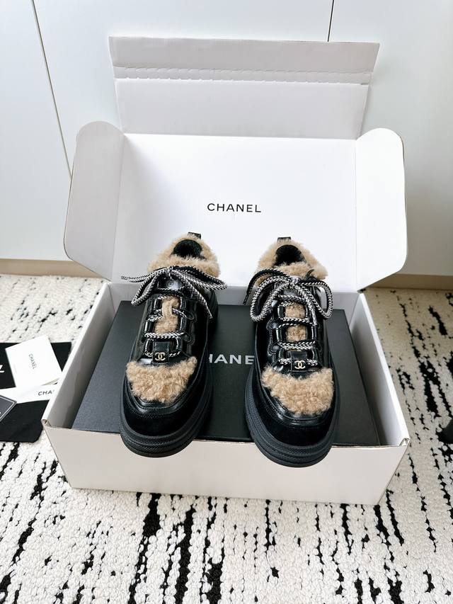 The latest retro diamond-patterned panda casual shoes and sports shoes fabric i