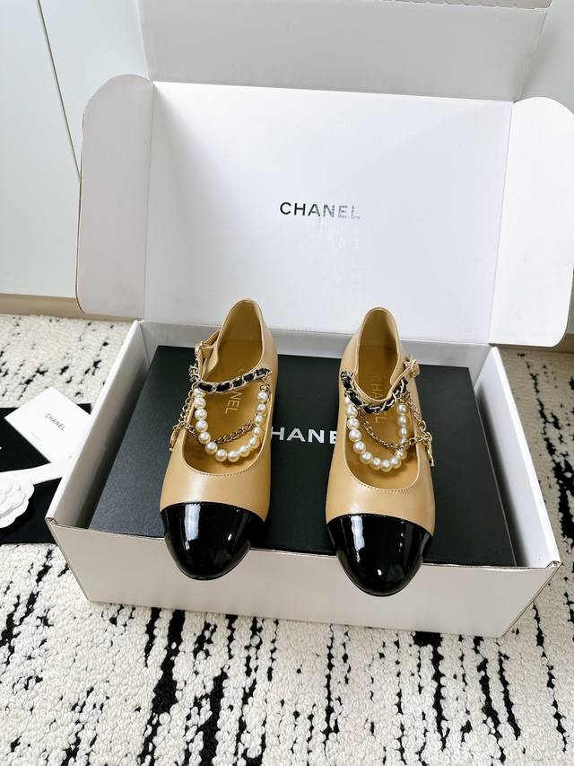 New arrival from the counter Top-grade replica pearl chain colorblock flat Mary