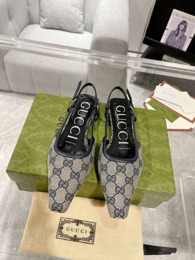 High-end Gucci autumn/winter new rhinestone mesh sandals. A must-have for every