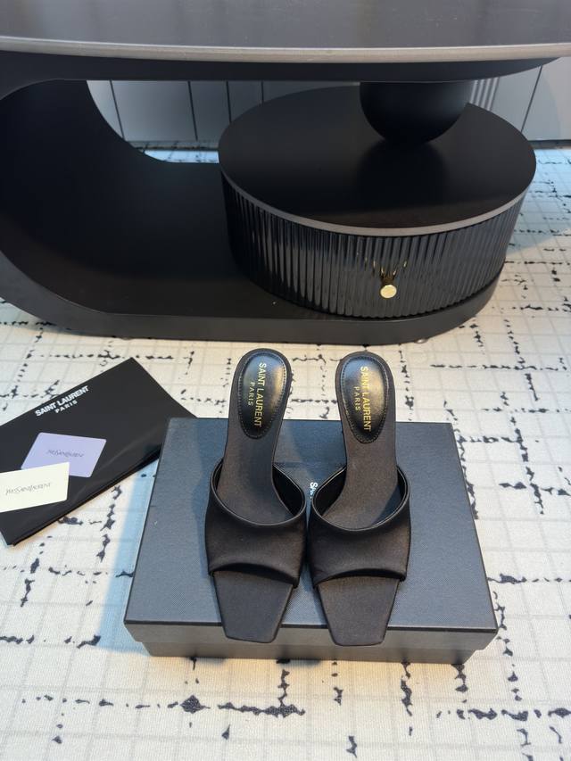 Saint Laurent's new Spring/Summer 2025 satin sandals. It's hard not to love thes