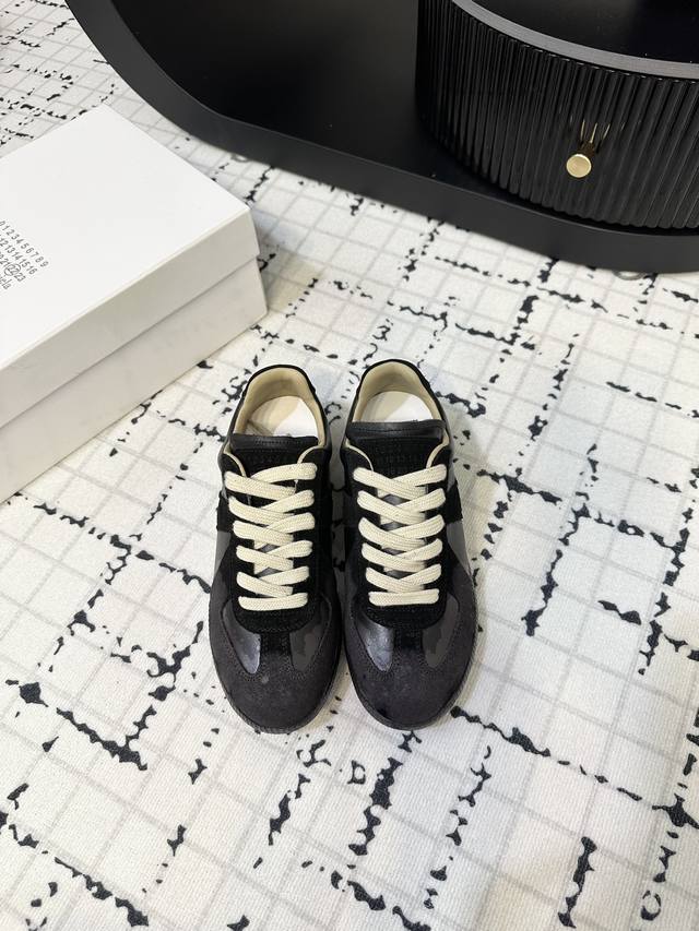 Margiela classic Dexterity shoes for couples Margiela's most comfortable Dexteri