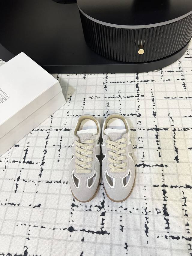 Margiela classic Dexterity shoes for couples Margiela's most comfortable Dexteri