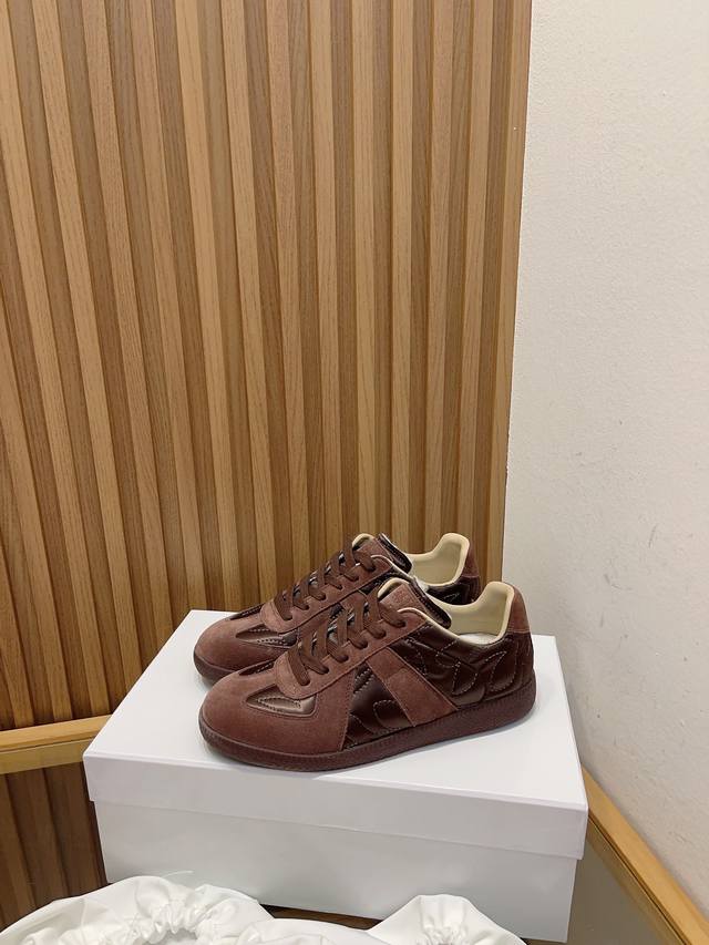 Margiela classic Dexterity shoes for couples Margiela's most comfortable Dexteri