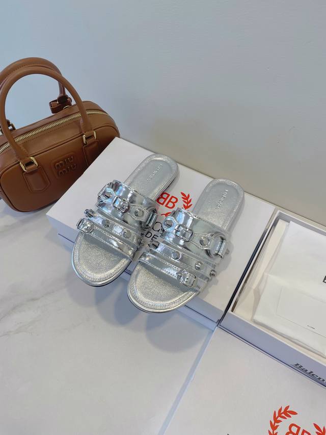 I'm obsessed with Balenciga's rivet shoes. They're so stylish, you'll never run