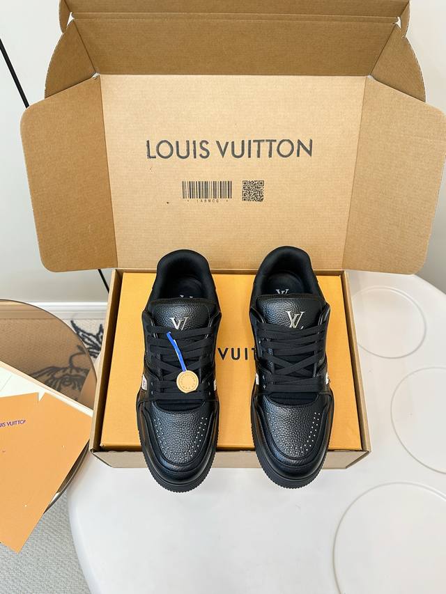 Top quality with airplane box Louis Vuiton's new Lv Trainer series sneakers, bas