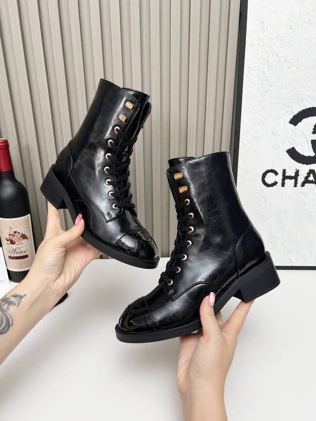 2025 Chanel autumn and winter new style, original molded hardware highlights ele