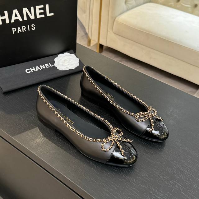 Early Fall New Chanel 25B Small Chanel Chain Bow Ballerina Double C Single Shoe