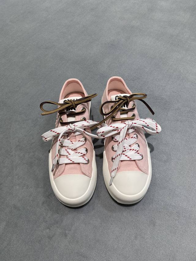 Factory P price Original development Miu Miu 2025 new Miu Miu canvas shoes sing