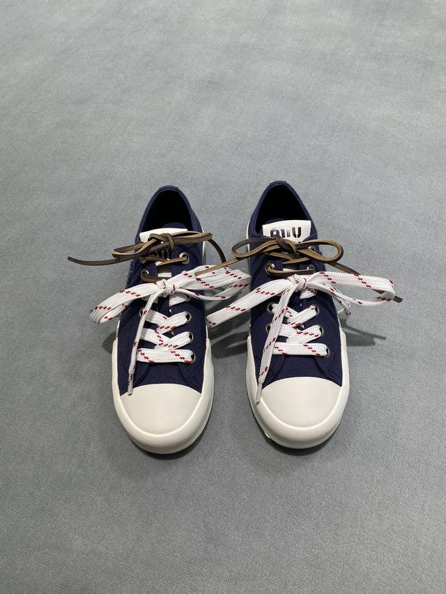 Factory P price Original development Miu Miu 2025 new Miu Miu canvas shoes singl