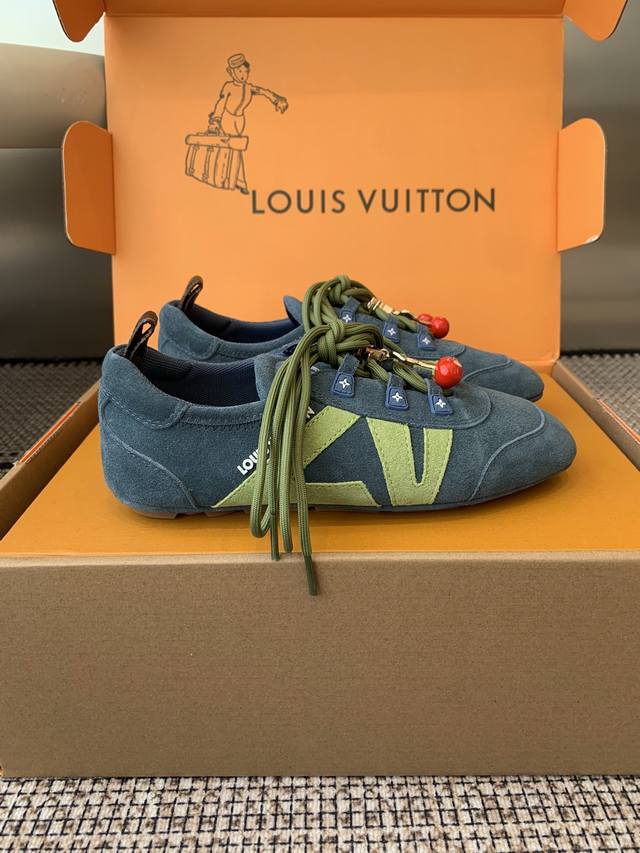 Premium edition, women's and men's, Cherry accessories, 60 Louis Vuitton Spring/