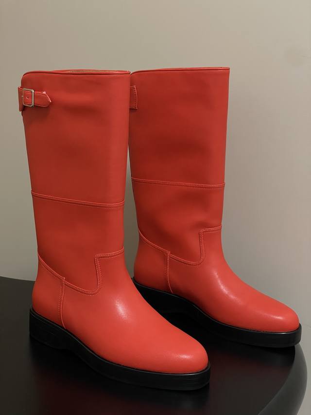 Loro Piana Lp 25 S new autumn and winter Lupo straight boots, a slip-on mid-calf
