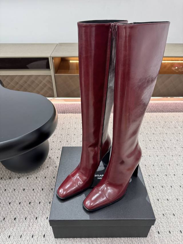 New arrival for autumn and winter Fabric: waxed leather Lining: cowhide Sole: c