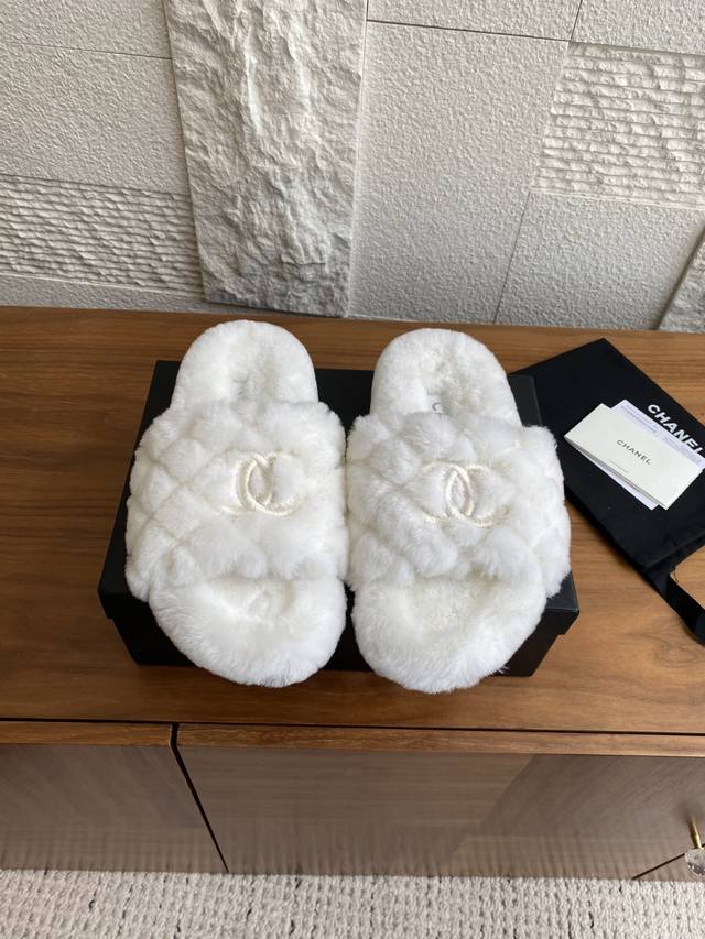 Top-of-the-line version: Chanel 25Ss new autumn/winter embroidered double C diam
