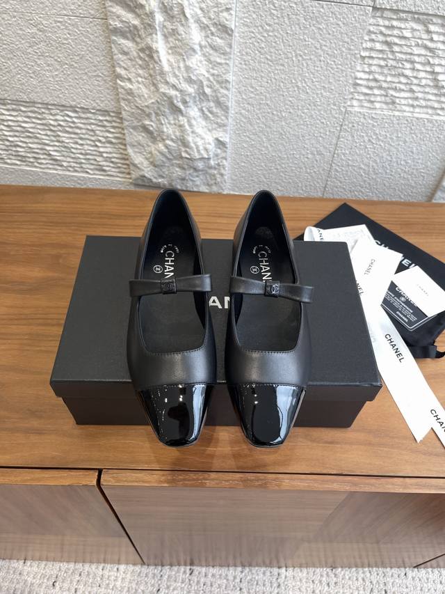 Top Edition: Chanel 25Ss Spring/Summer Ballet Flats Mary Janes DDD. Chanel's new