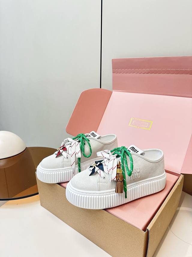Top version airplane box set Miumiu