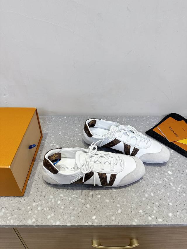 Men's size +10 Louis Vuitton 25Ss Spring/Summer Couple's Ballet Sneakers, German