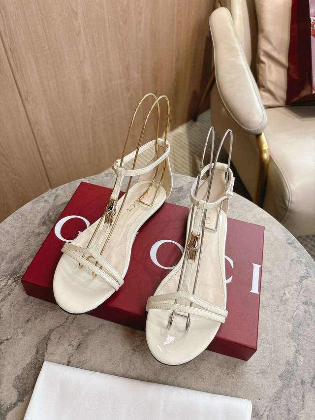 8023-5 White 35-42 41 42 Non-returnable. These sleek thong sandals are crafted f