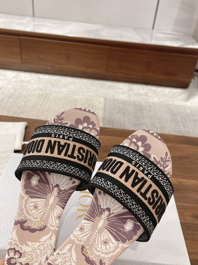 Dior Dway new spring and summer embroidered slippers, top purchasing version Cd