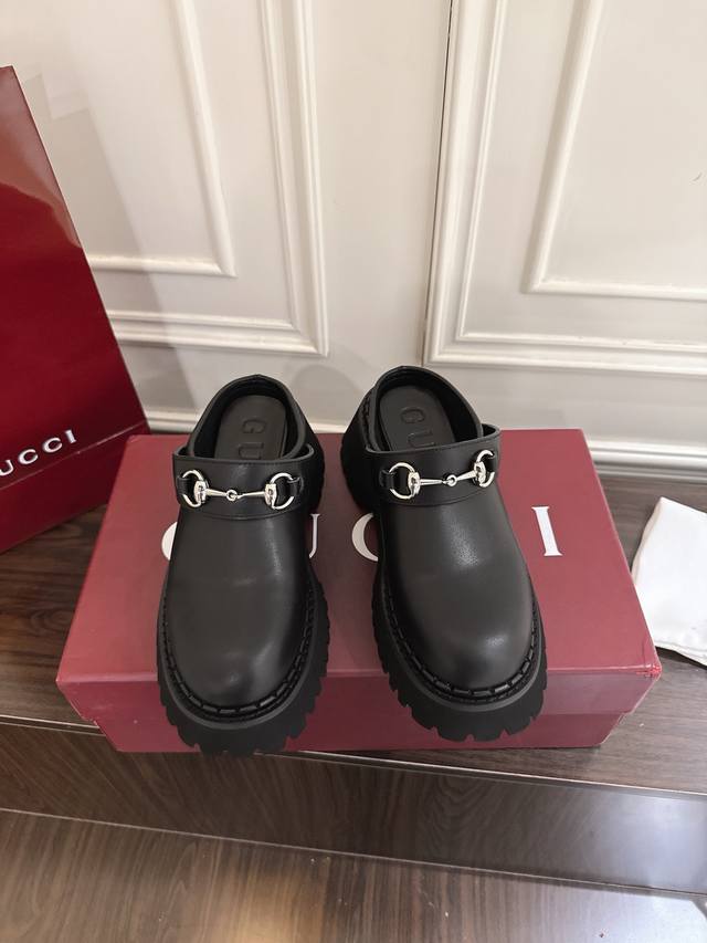 Gucci Horsebit-embellished Mules with Grooved Sole DDD. As a tribute to the bran