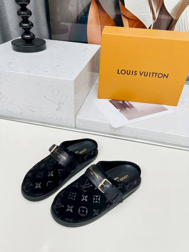 New arrival, 2025Lv new slippers, hot item on the official website, 1:1 product