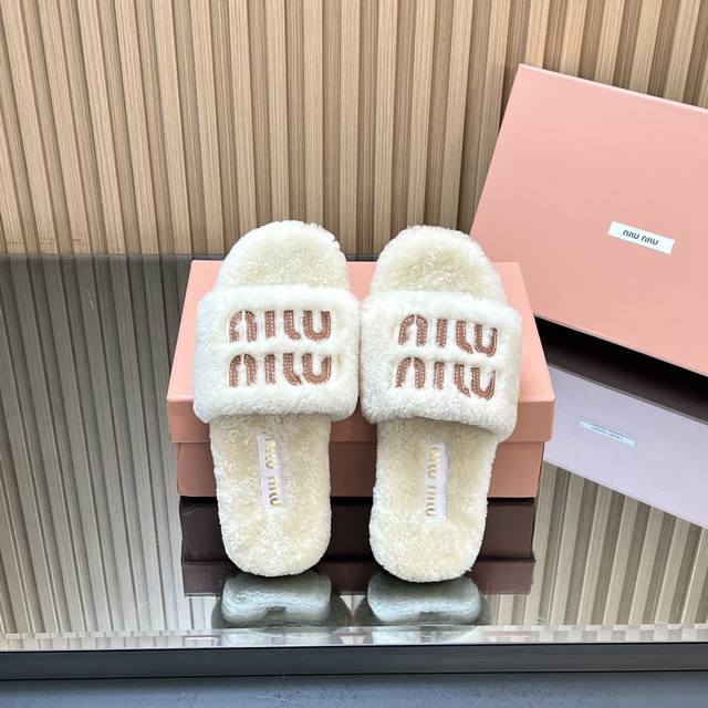 High-end version 2025 thin-soled new model, Miu Miu, top-notch craftsmanship, f