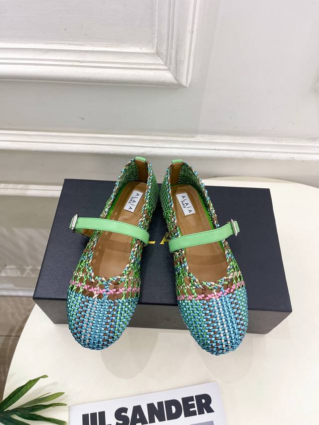 Alaa Alaa 25Ss new spring and summer hollow woven Mary Jane shoes As the most po