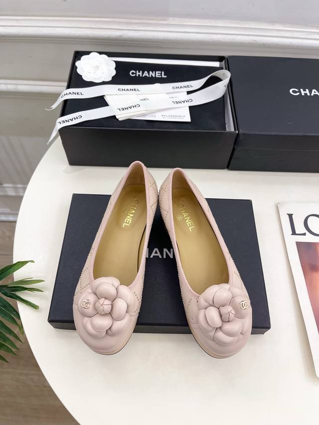 Chanel 25 2025 Spring and Summer New Arrivals Counter Classic Chanel Camellia D