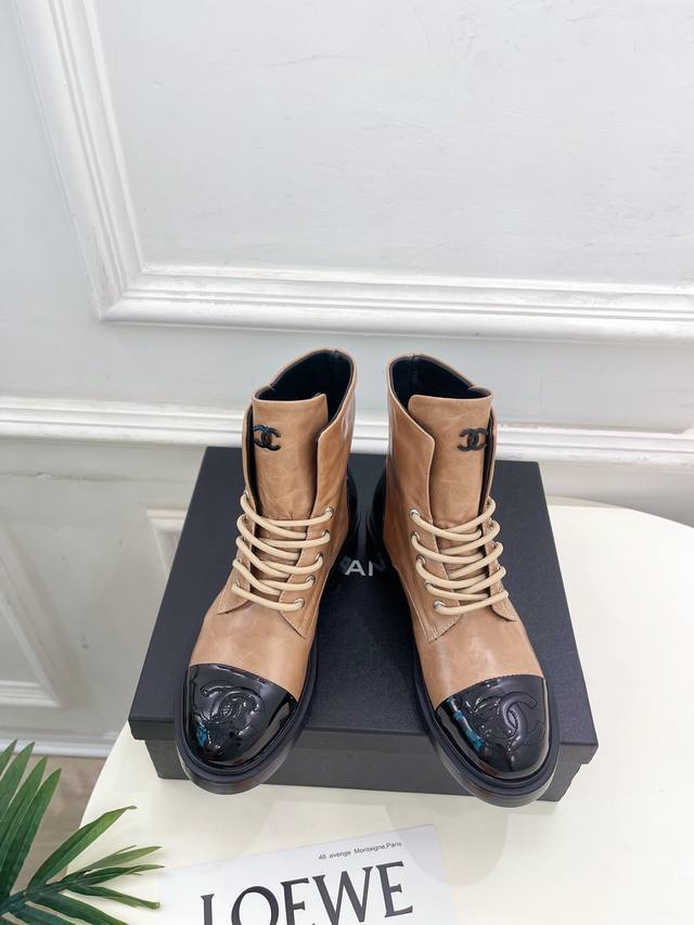 Chanel 25 2025 Autumn and Winter Show New Products Chanel Double C Color Block