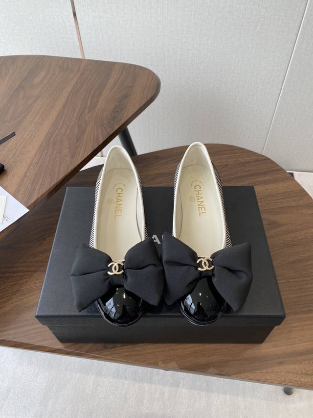 Chanel 25Ss Spring/Summer Collection Mary Jane Ballerinas DDD. The incredibly po
