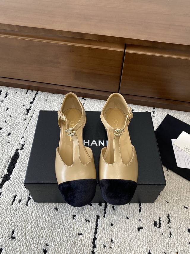 High-end Chanel 25S new ballet flats, shopping-grade DDD. Chanel's classic roun