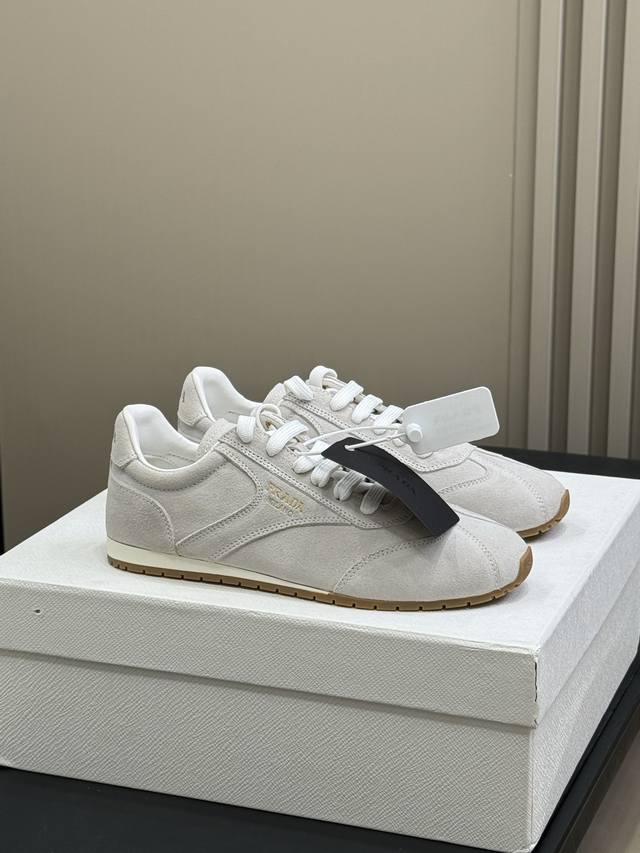 Top quality Prada women's shoes | Retro Dexterity shoes You'll fall in love with