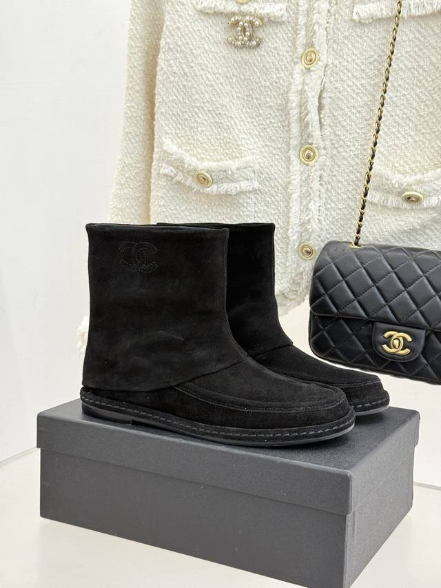 Factory Price: Chanel* | Chanel Classic Double C Suede Boots. The iconic Double