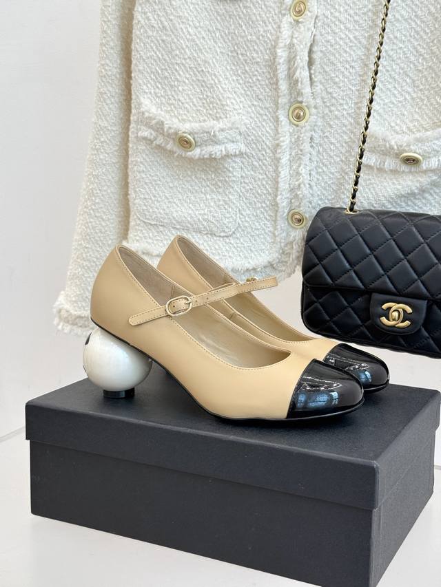 Factory Price: Chane* | Chanel's new Fall/Winter 25A Double C Mary Jane with a