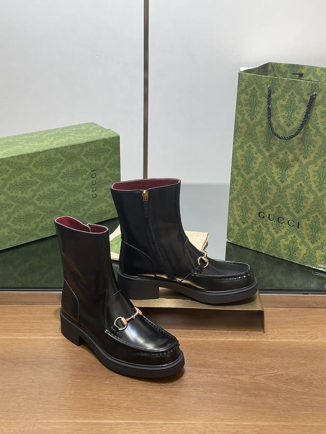 Angela red lining, Gucci's latest autumn and winter Gucci grooved bee sole horse