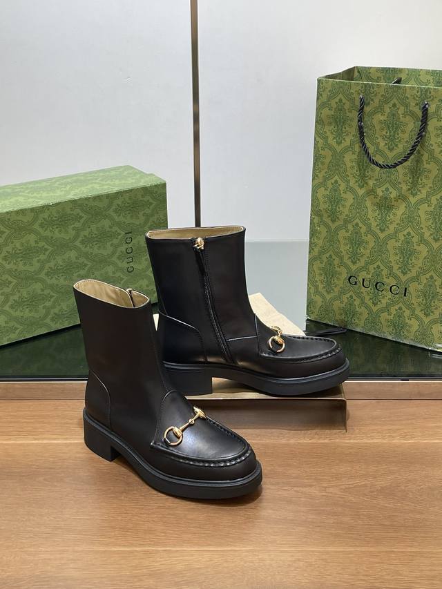 Gucci's latest autumn/winter Gucci Grooved Bee-Sole Horsebit Platform Ankle Boot