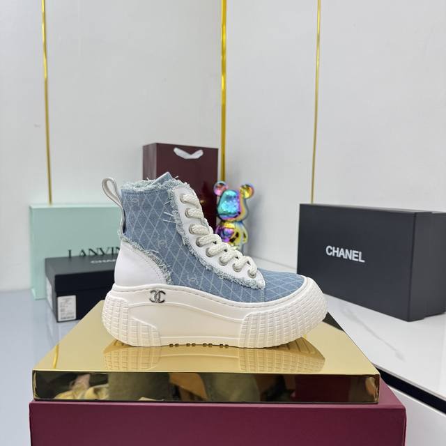 2025 Chanel ankle boots, a must-have item for this autumn and winter season!! Ch