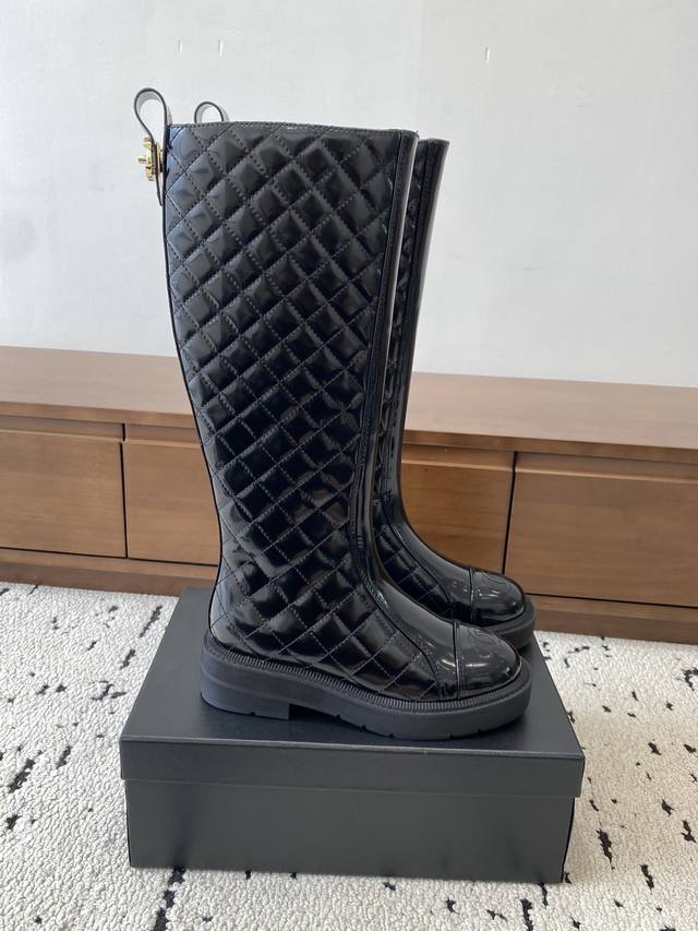 High version Chanel 2025S autumn and winter series thick-soled high short boots,