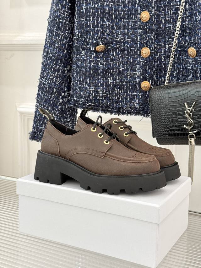 Factory Price: Celine's new Arc de Triomphe thick-soled retro leather shoes for