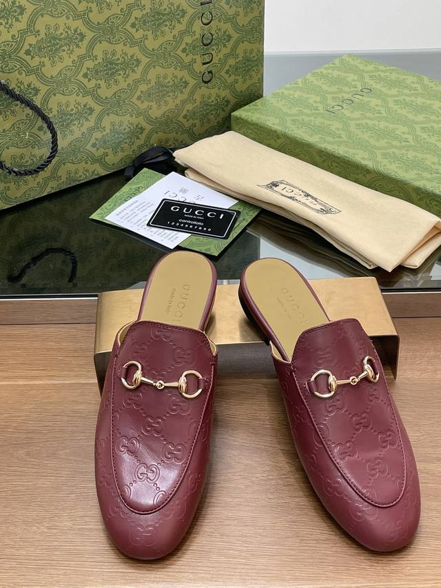 Early Spring Gucci Jordaan Collection New 5D Double GG Embossed Half Slippers,