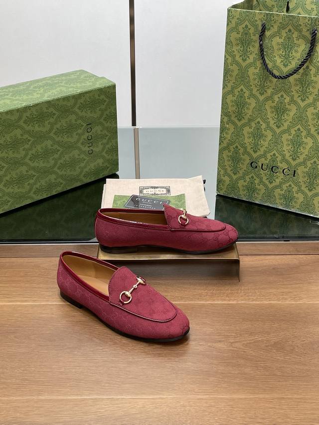 Gucci's new fall collection, the Princetown series loafers, feature a new GG mon