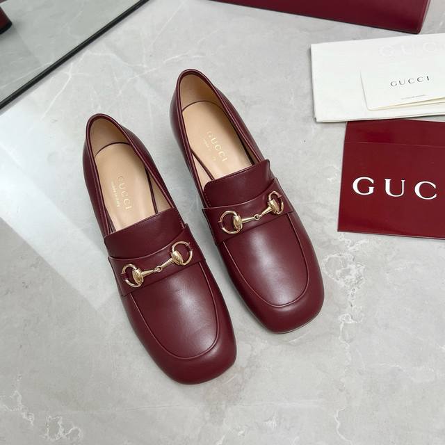 Gucci's early fall 2025 flagship collection is finally here, and the excitement