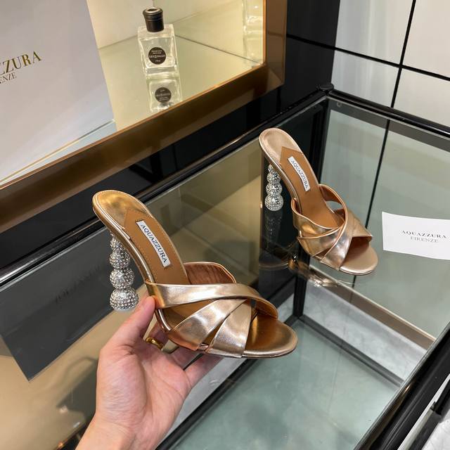 Aquazzura New Slippers, High-Quality Purchase Agent!!! These original rhinestone