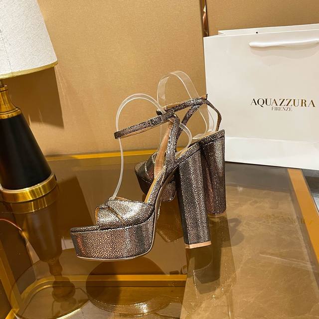 Aquazzura new sandals, top-of-the-line version DDD. Exclusive, top-of-the-line m