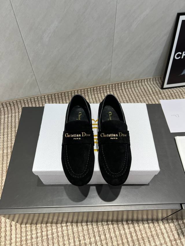 Factory: Exclusive, premium edition DDD, the latest hit loafer from the D*Ior20