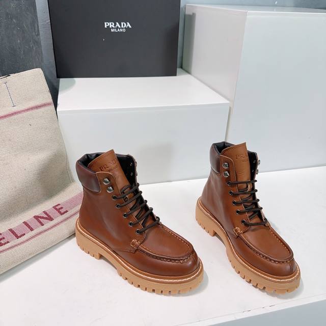 High quality, factory-made! Prada's new Autumn/Winter 25Ss platform boots featu