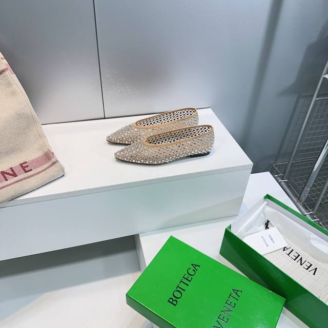 High-quality factory flats! Top-quality Bottega Veneta SS autumn/winter new mes